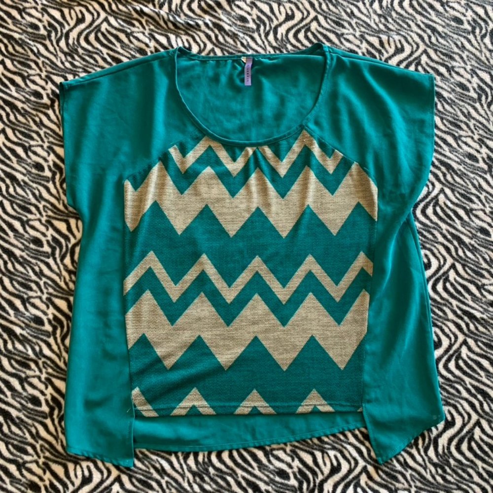 Gray Teal Chevron Sheer Blouse Shirt sz Small